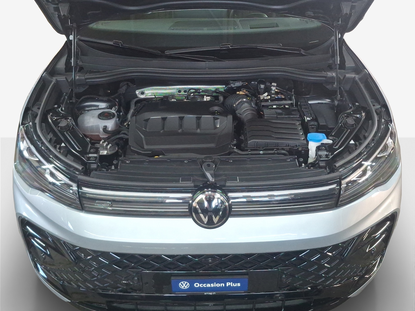VW Tiguan 2.0 TDI SCR R-Line 4Motion DSG-image-15
