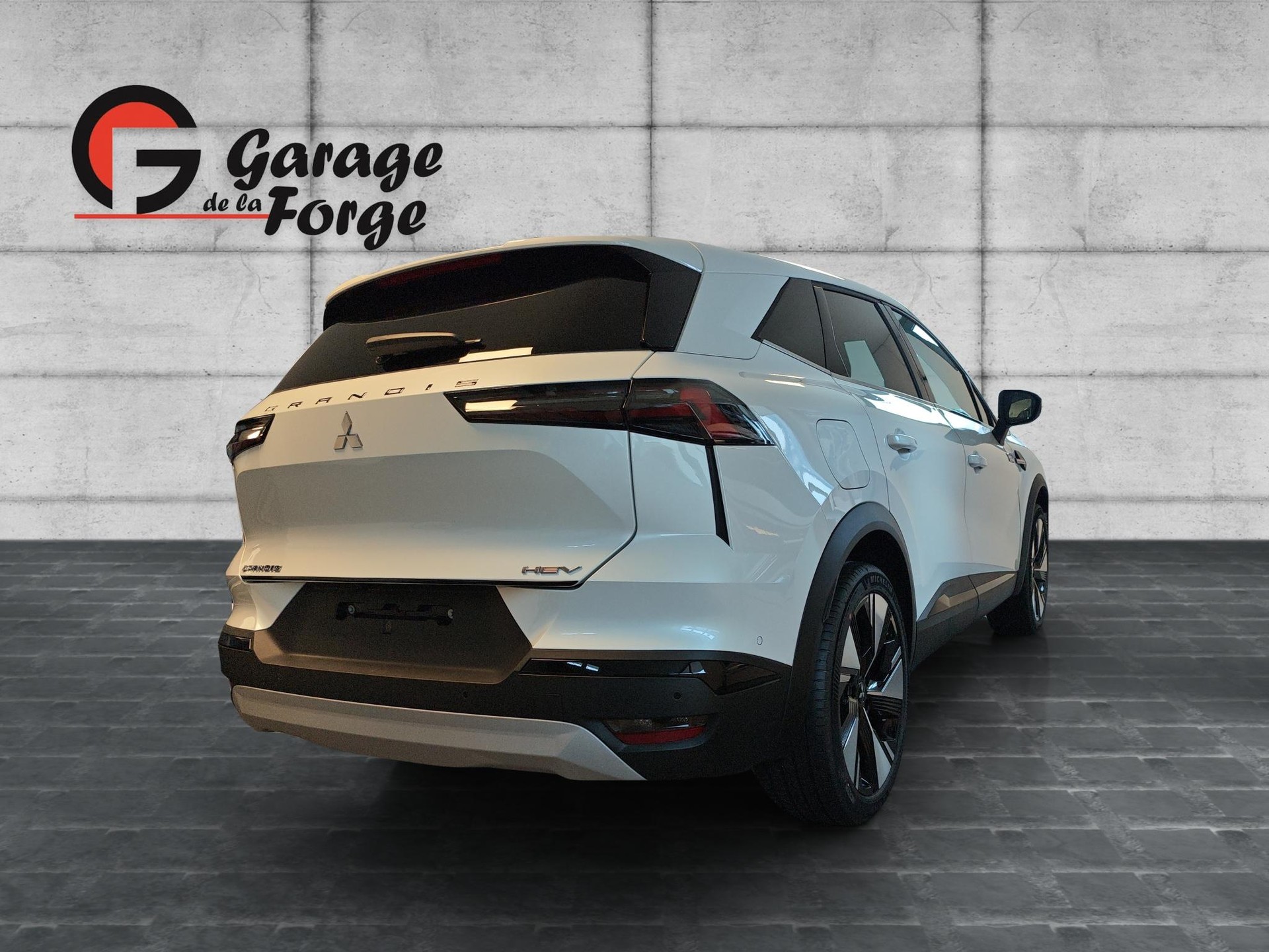 MITSUBISHI Grandis 1.8 HEV Instyle-image-9