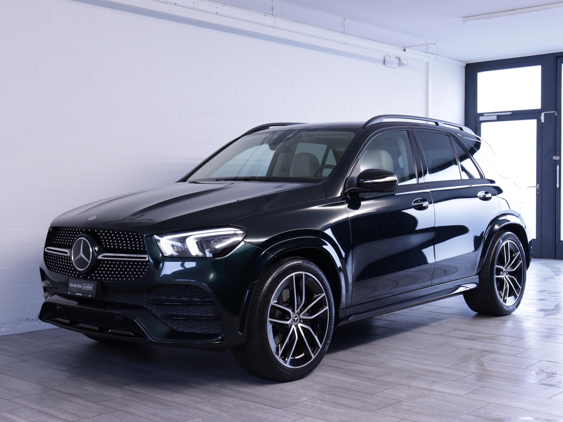 MERCEDES-BENZ GLE 400 d AMG Line 4matic-image-0