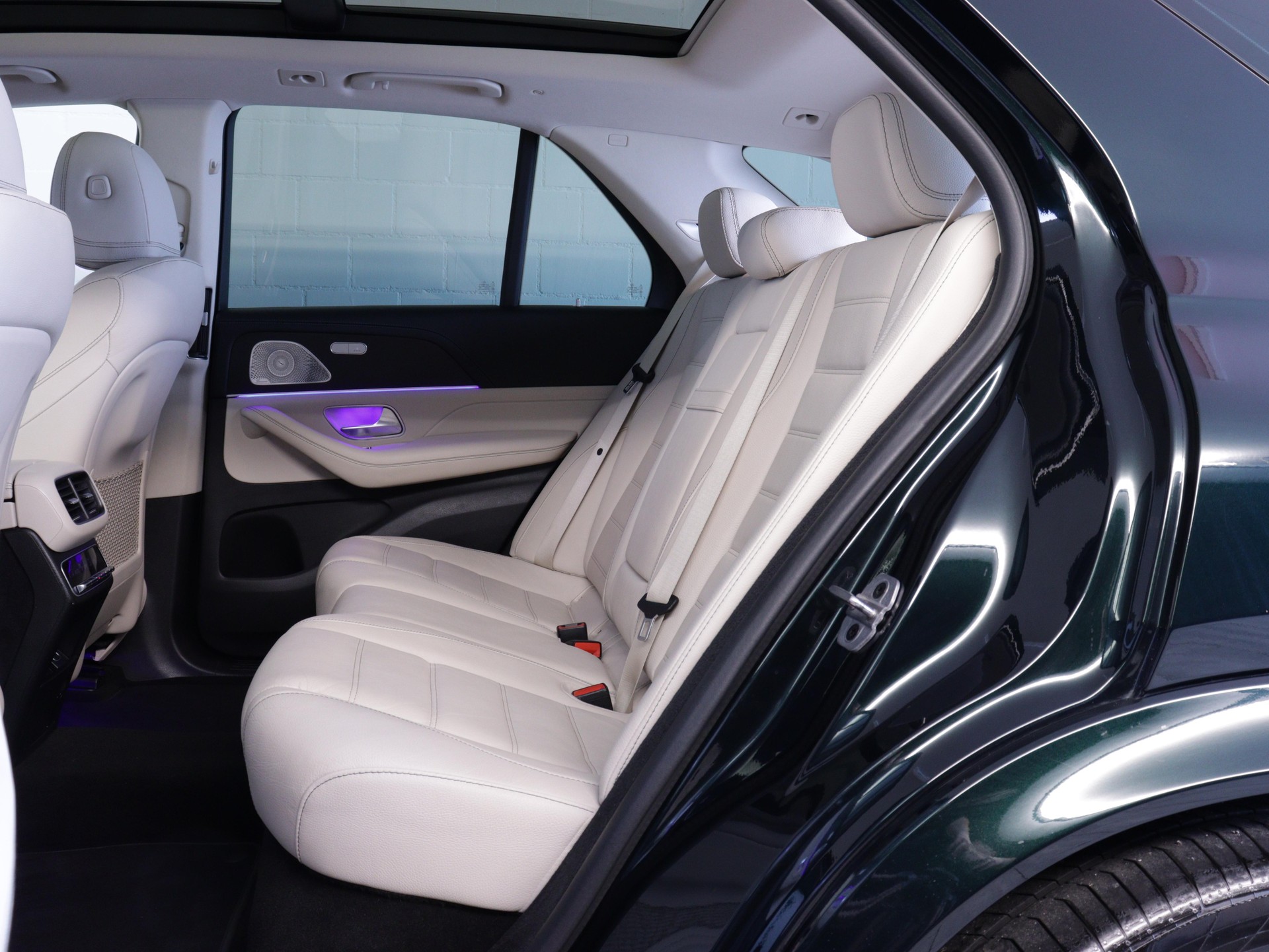 MERCEDES-BENZ GLE 400 d AMG Line 4matic-image-12