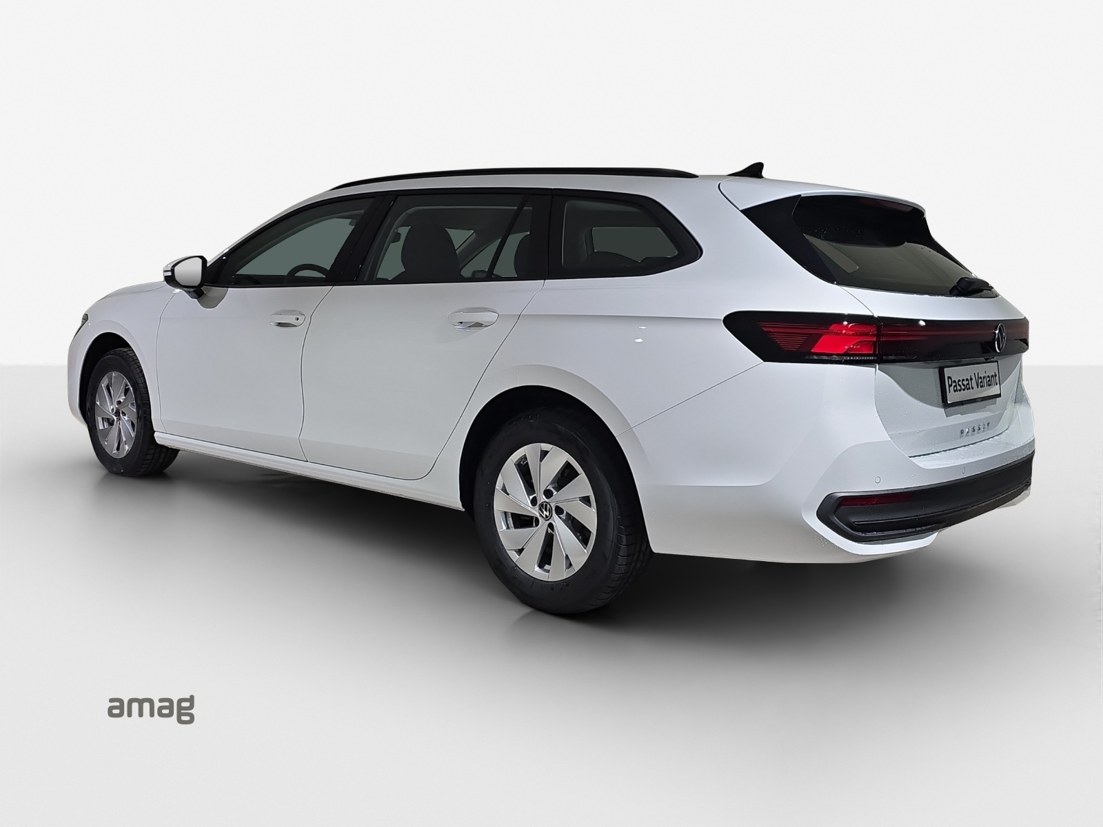VW Passat Variant 2.0 TDI evo Basis DSG-image-2