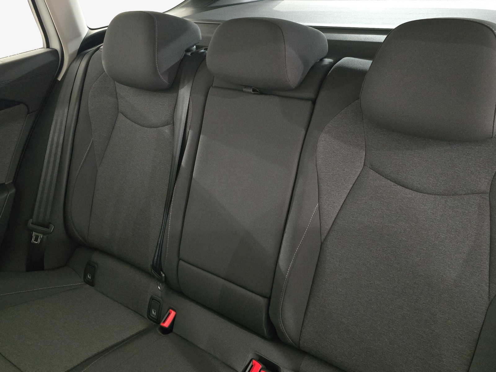 VW Passat Variant 2.0 TDI evo Basis DSG-image-11