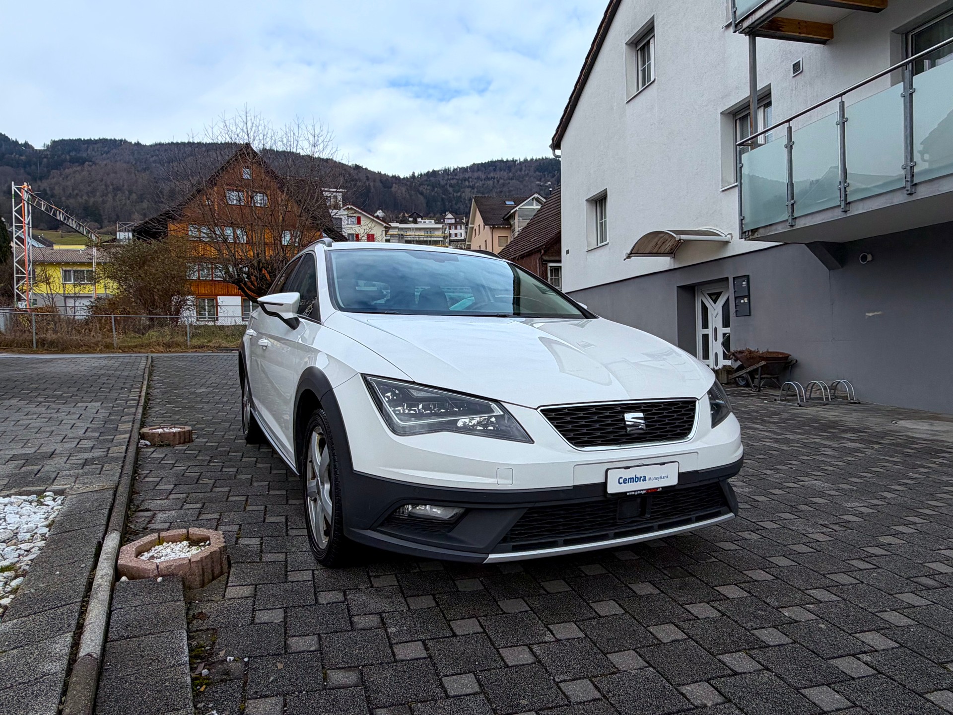 SEAT Leon ST 2.0 TDI X-Perience 4Drive DSG-image-4