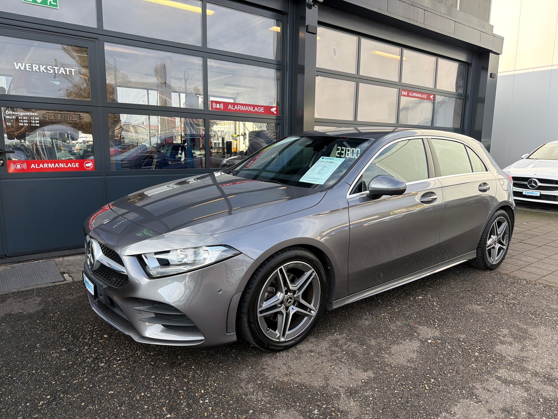 MERCEDES-BENZ A 200 AMG Line 7G-DCT-image-1