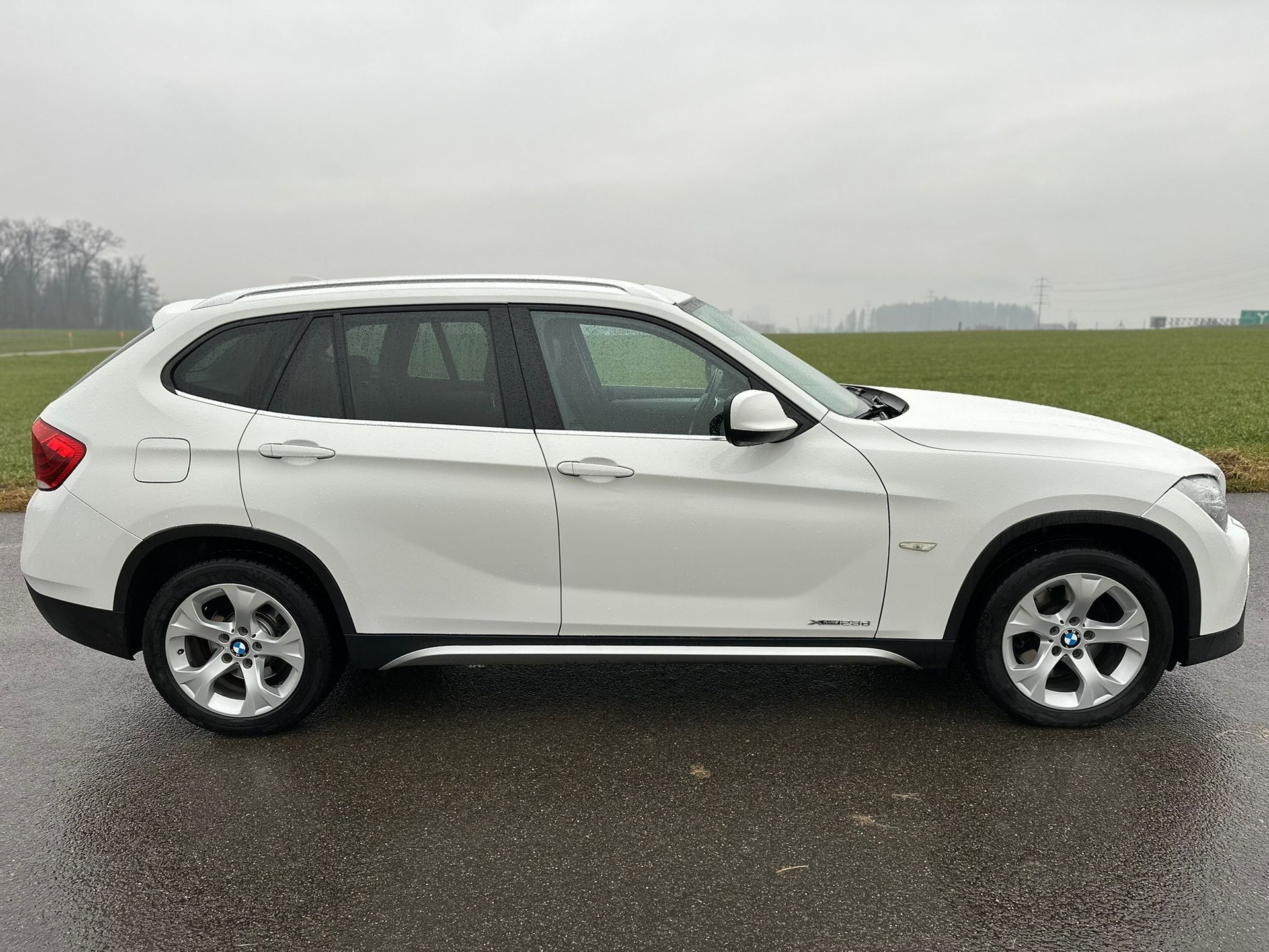 BMW X1 xDrive 23d Steptronic-image-4