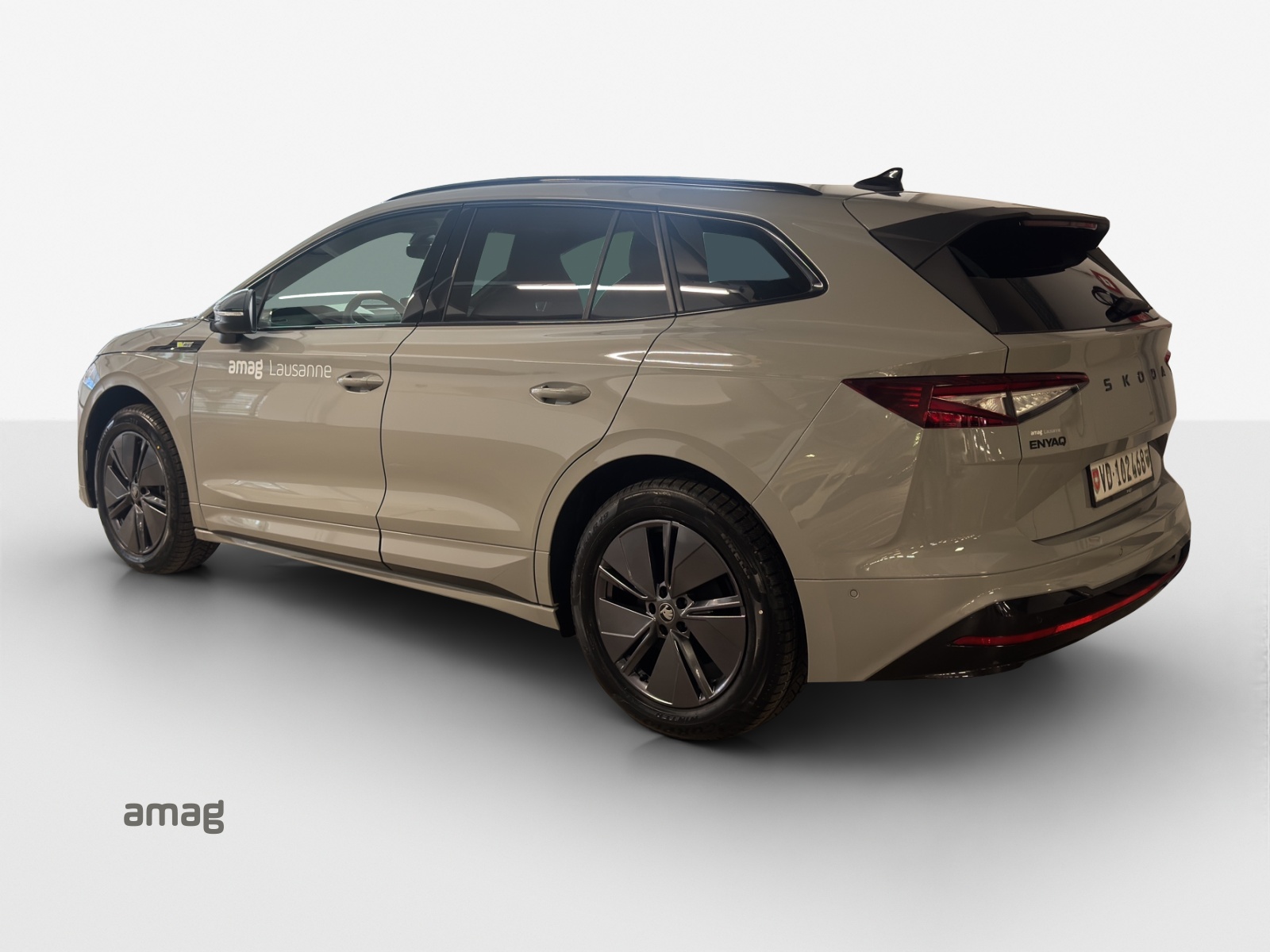 SKODA Enyaq 4x4 RS-image-2