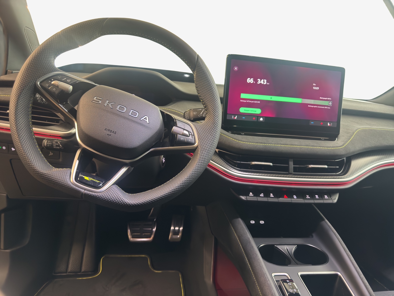 SKODA Enyaq 4x4 RS-image-6