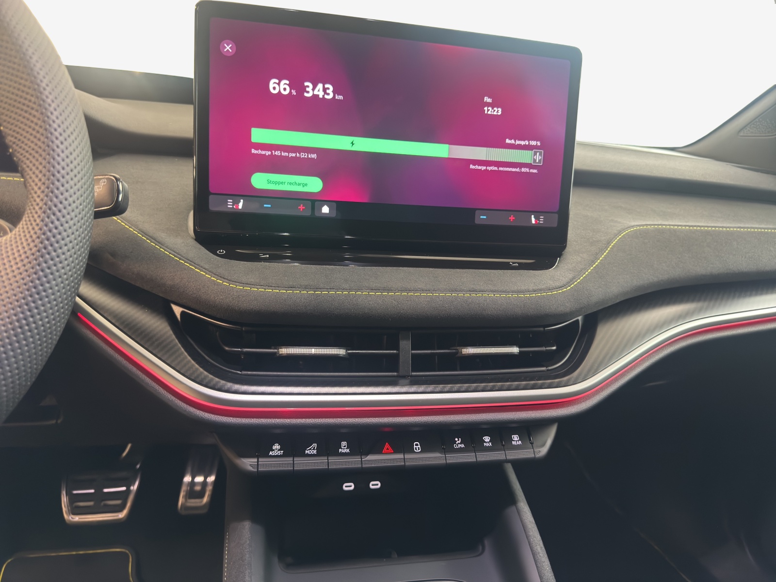SKODA Enyaq 4x4 RS-image-8
