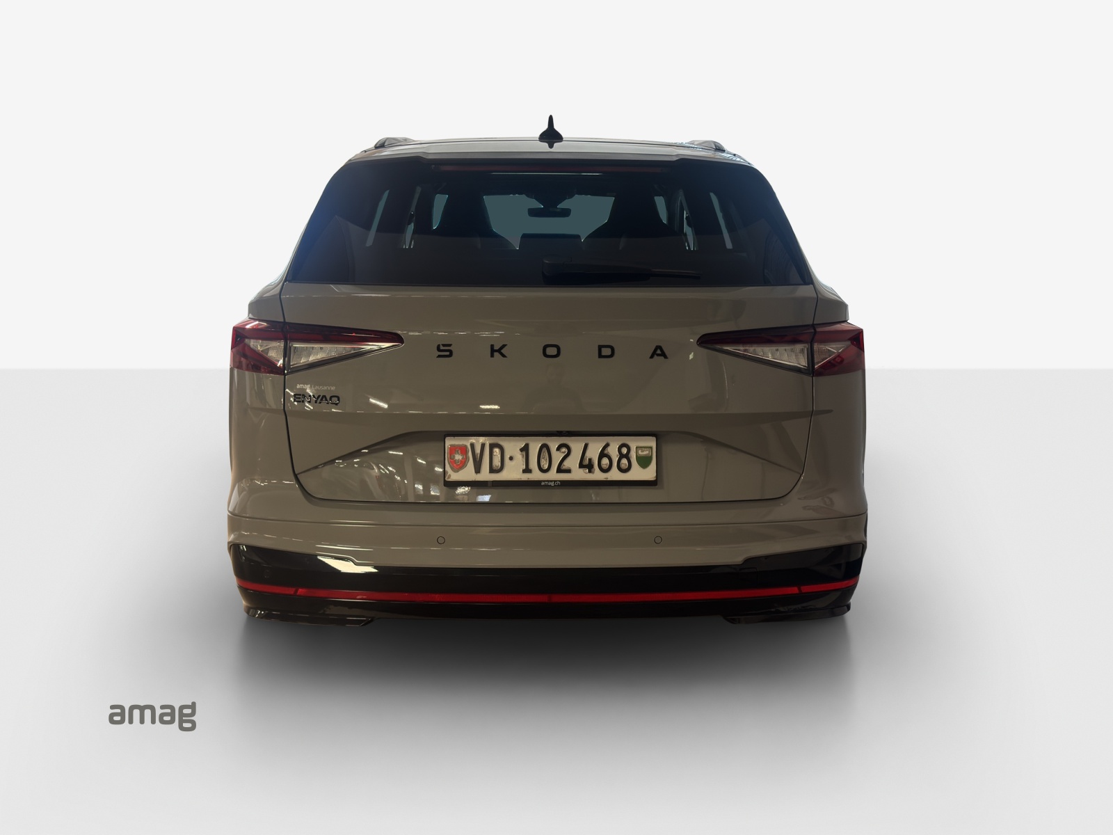 SKODA Enyaq 4x4 RS-image-3