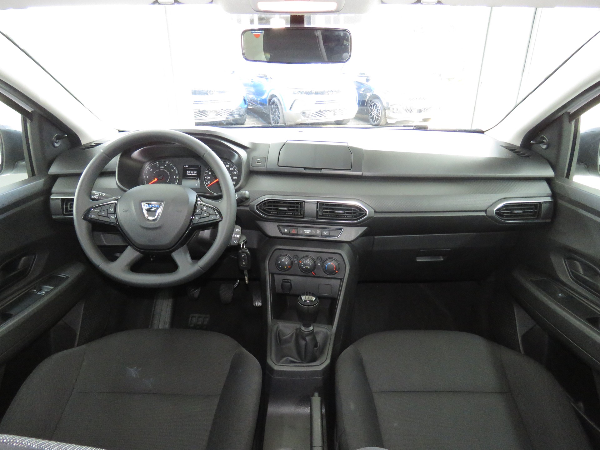 DACIA Sandero SCe 65 Essential-image-14
