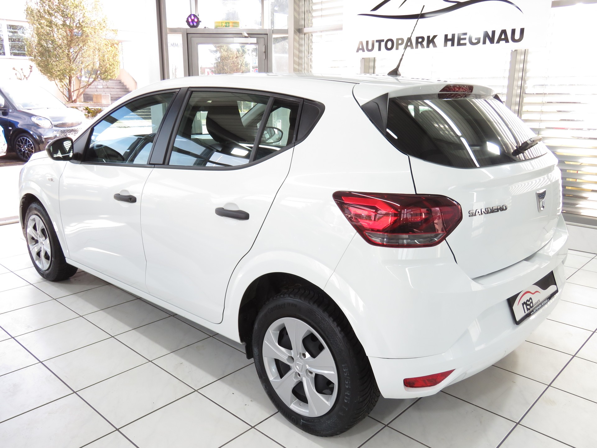 DACIA Sandero SCe 65 Essential-image-5