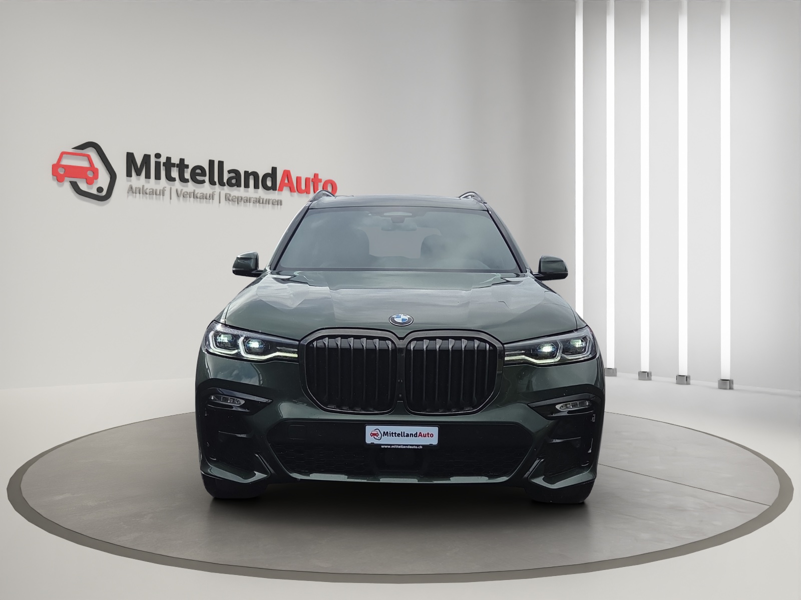 BMW X7 xDrive 48V 40d Steptronic-image-1