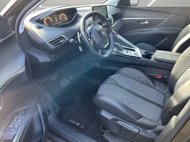 PEUGEOT 3008 1.6 THP Allure EAT-image-6