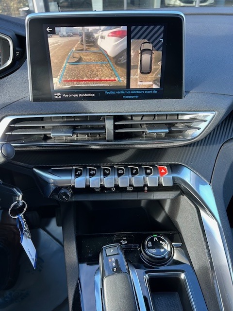 PEUGEOT 3008 1.6 THP Allure EAT-image-9