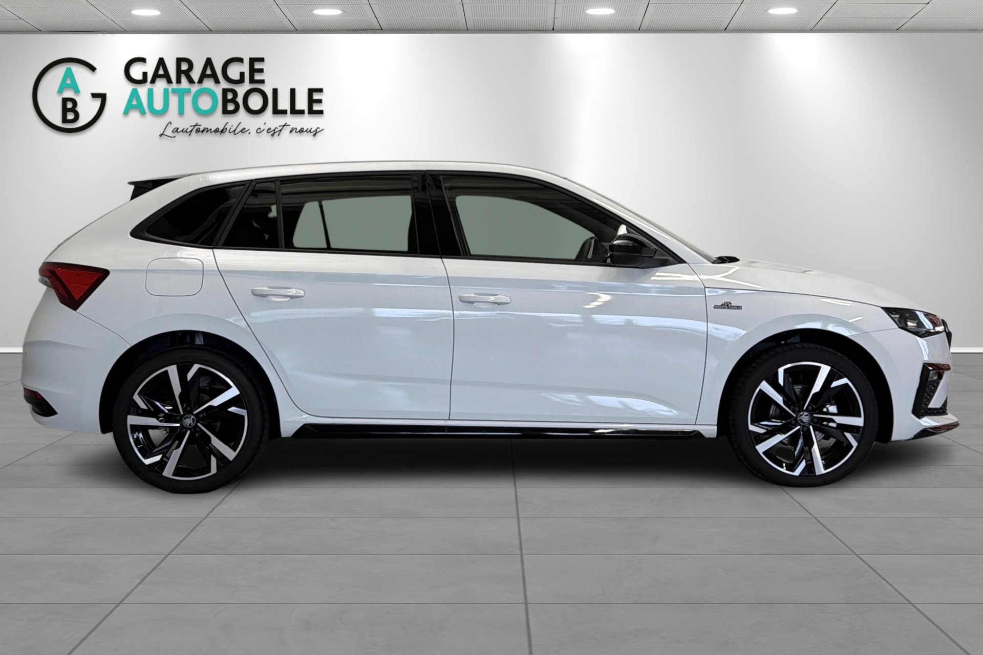 SKODA Scala 1.0 TSI Monte Carlo DSG-image-2
