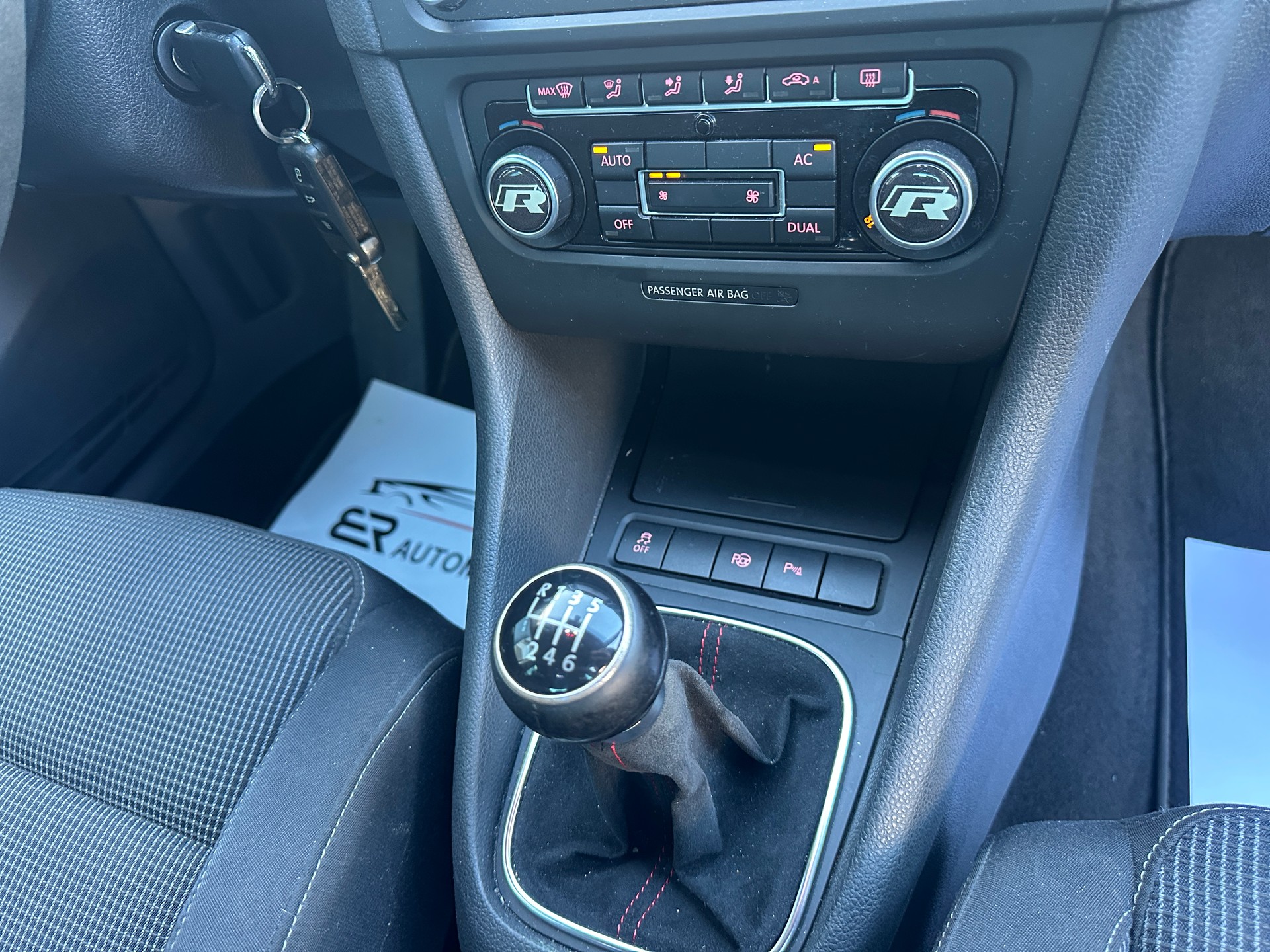 VW Golf 1.2 TSI R-Line-image-15