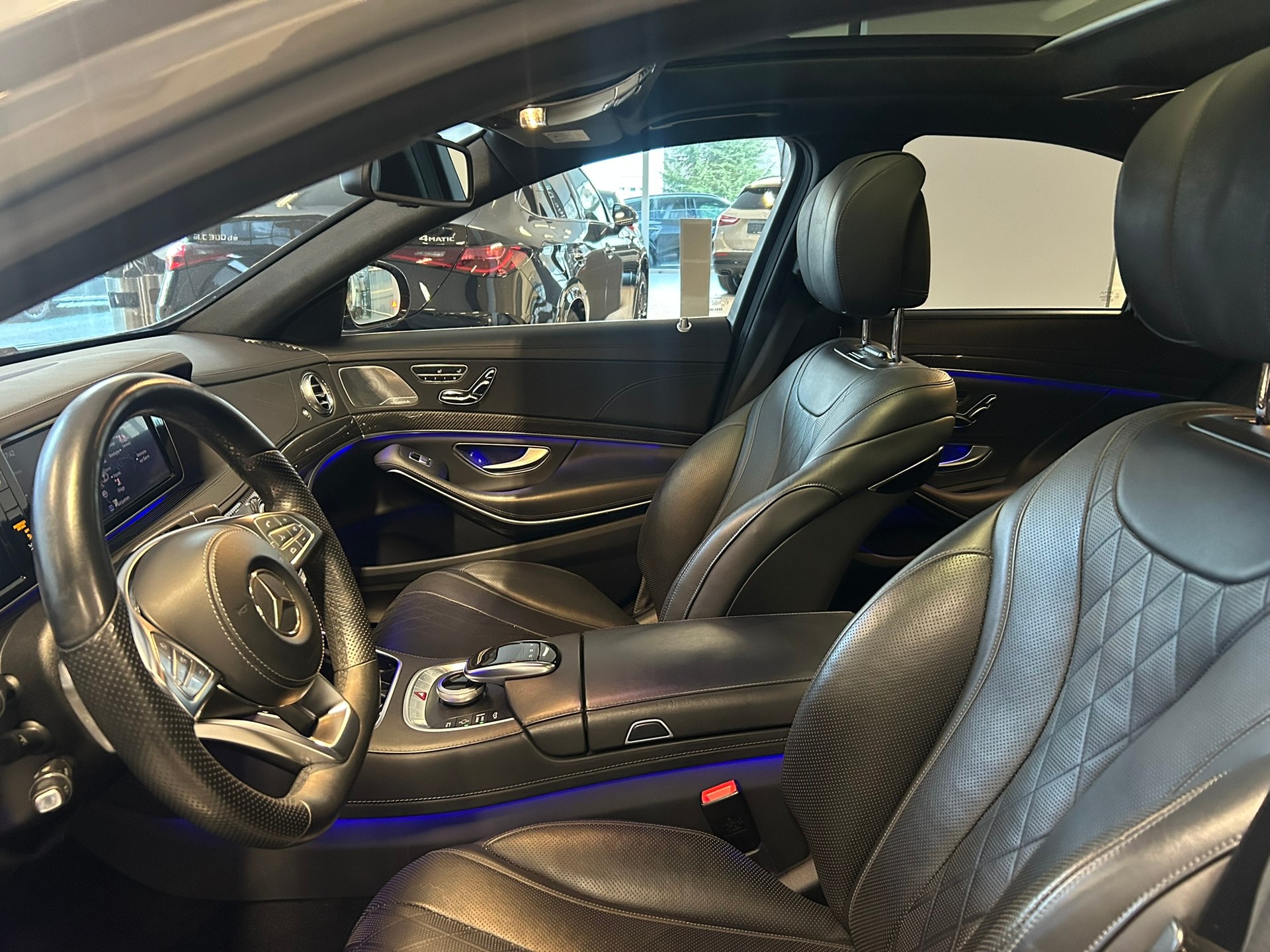 MERCEDES-BENZ S 500 4Matic 7G-Tronic AMG Line-image-9
