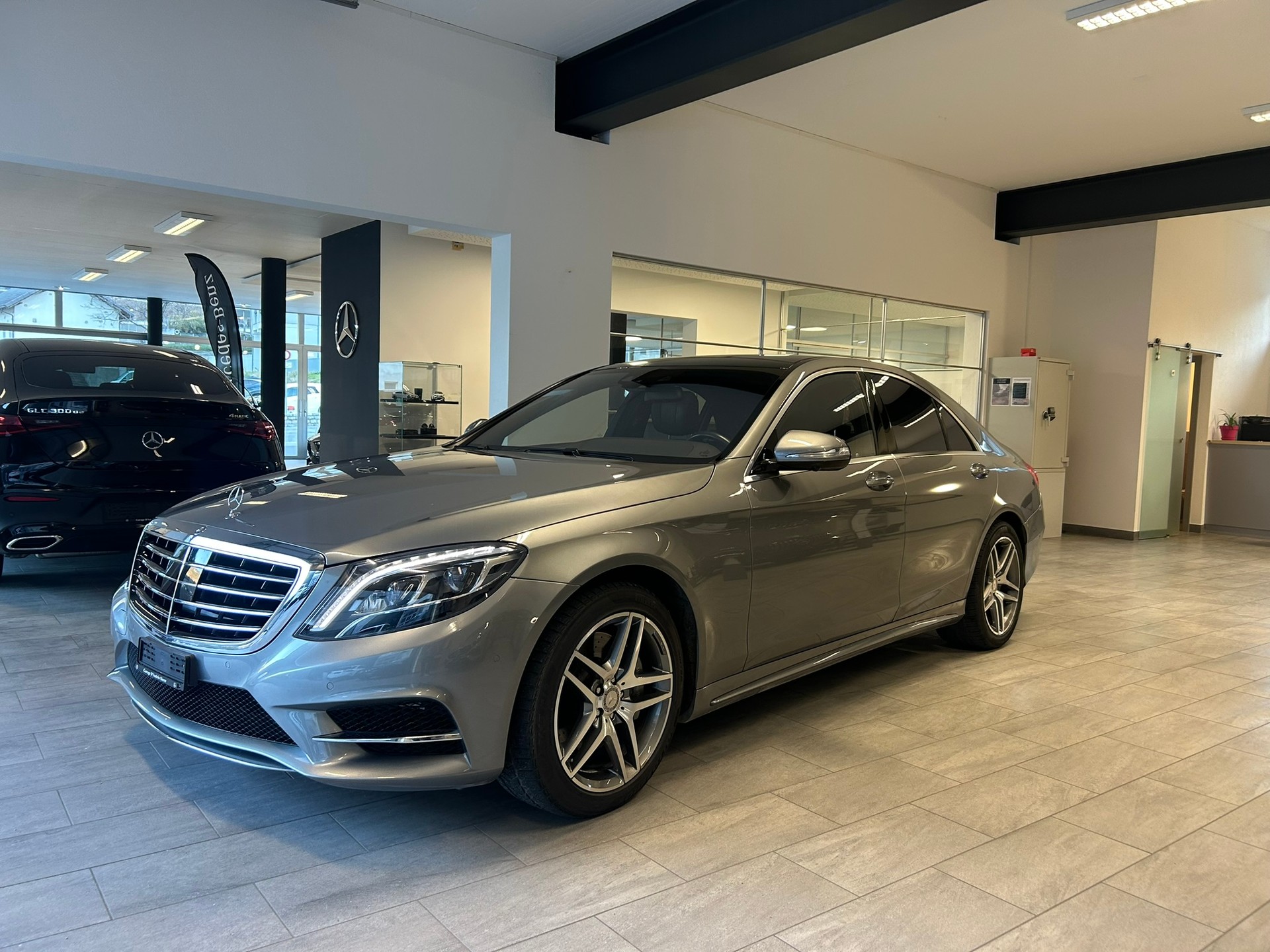 MERCEDES-BENZ S 500 4Matic 7G-Tronic AMG Line-image-0