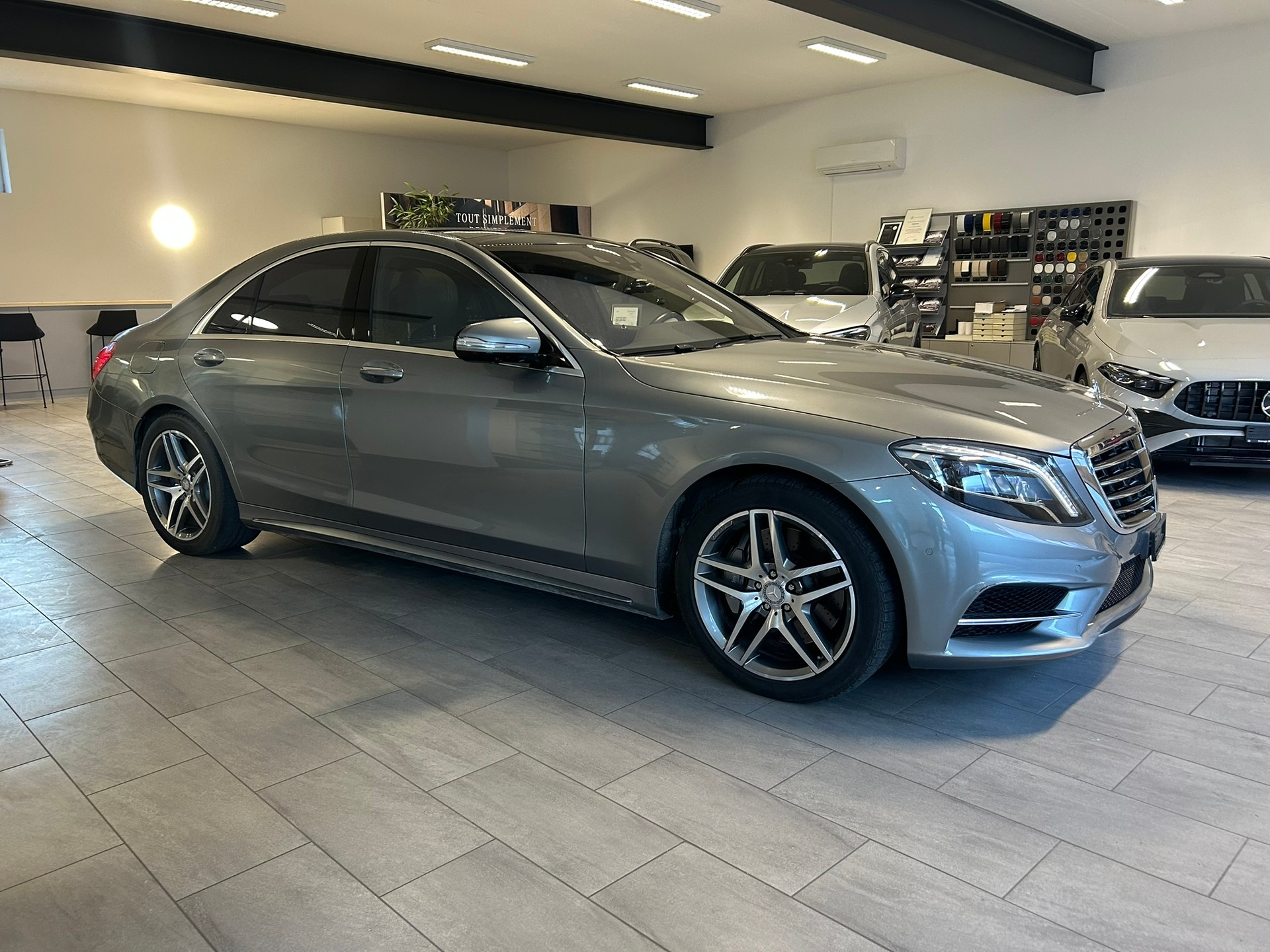 MERCEDES-BENZ S 500 4Matic 7G-Tronic AMG Line-image-2