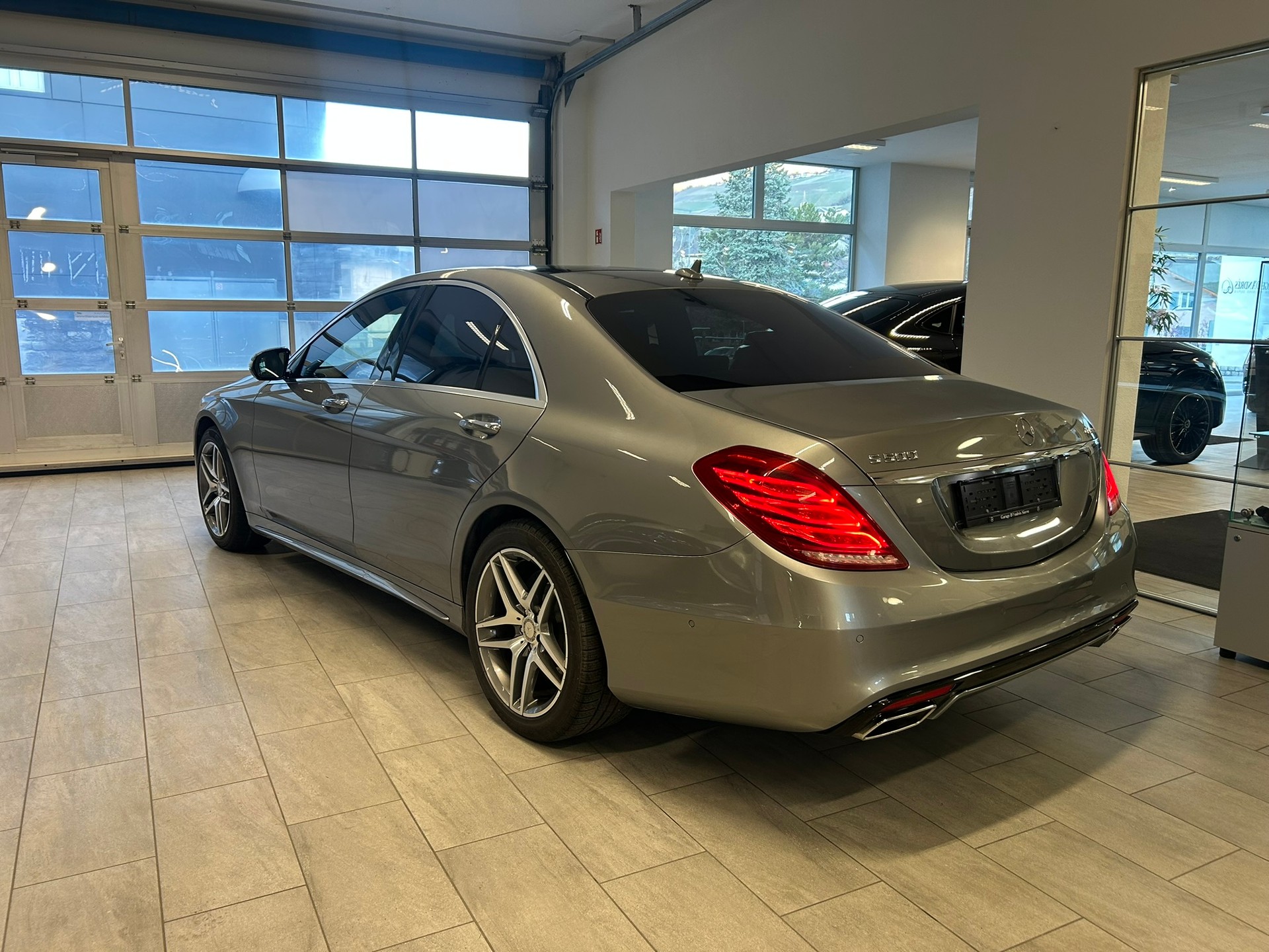 MERCEDES-BENZ S 500 4Matic 7G-Tronic AMG Line-image-4