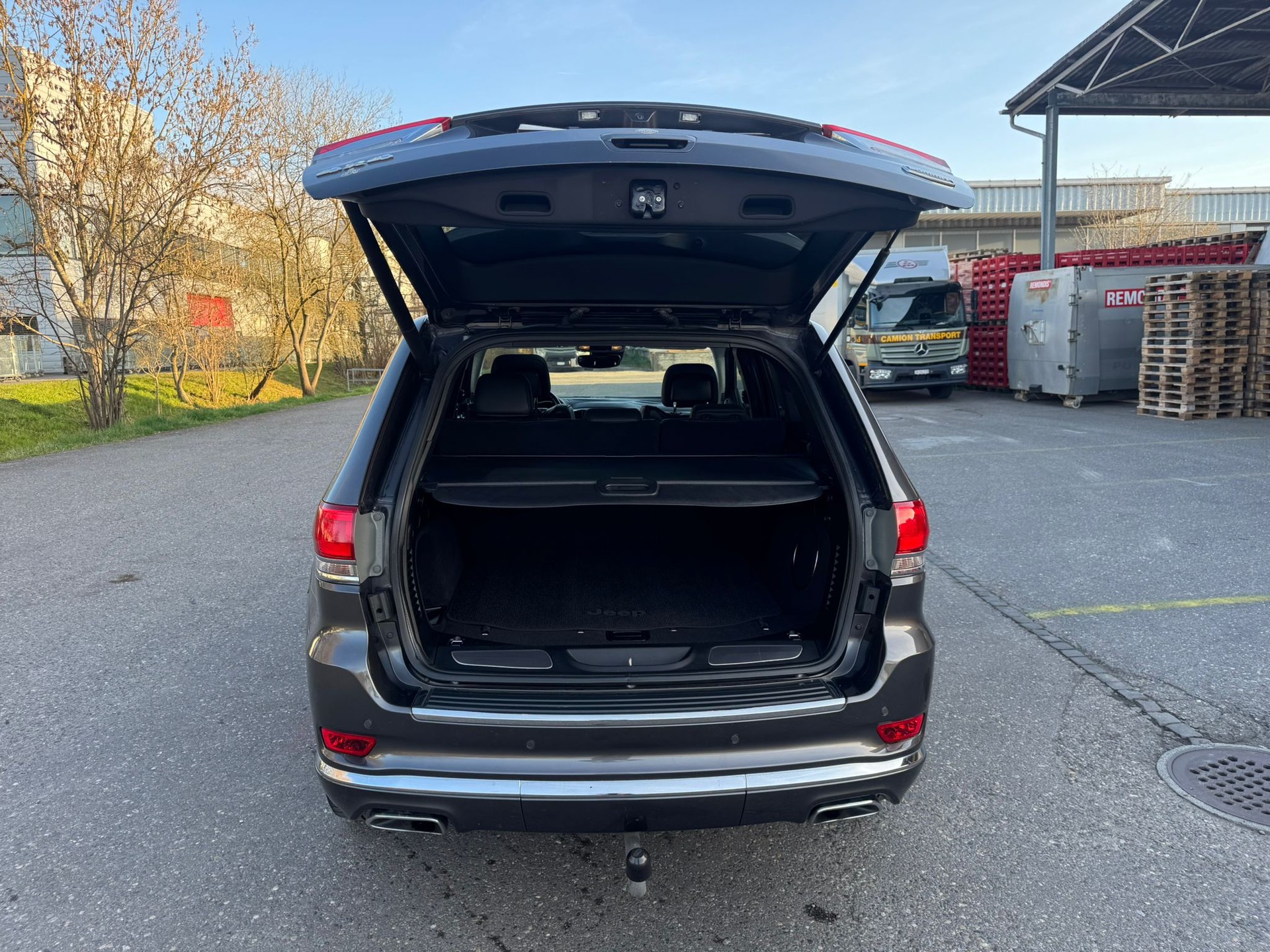 JEEP Grand Cherokee 3.0 CRD Summit Automatic-image-6