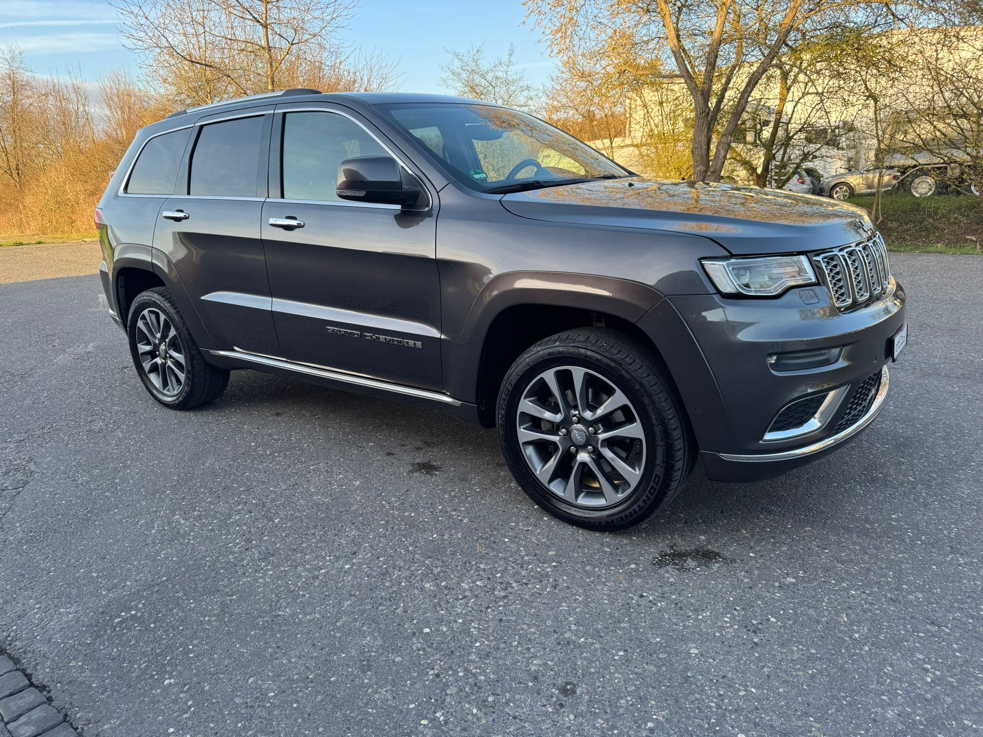 JEEP Grand Cherokee 3.0 CRD Summit Automatic-image-2