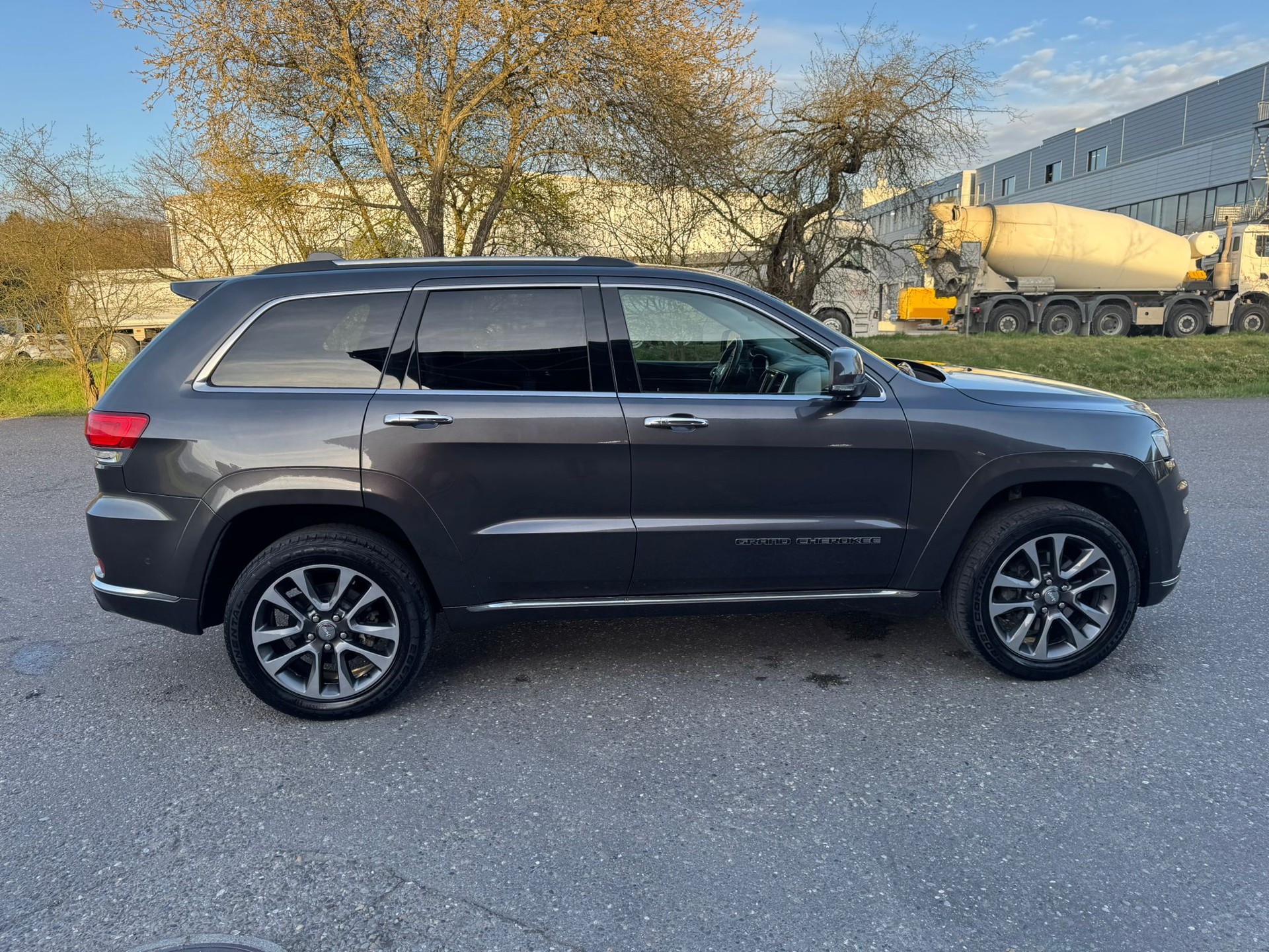 JEEP Grand Cherokee 3.0 CRD Summit Automatic-image-10