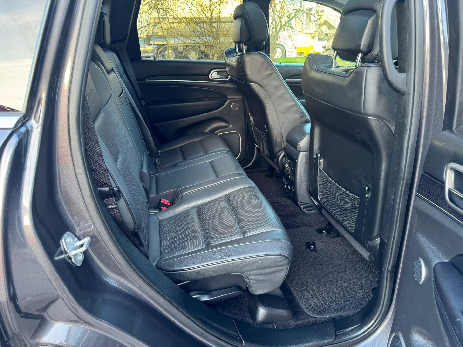JEEP Grand Cherokee 3.0 CRD Summit Automatic-image-12