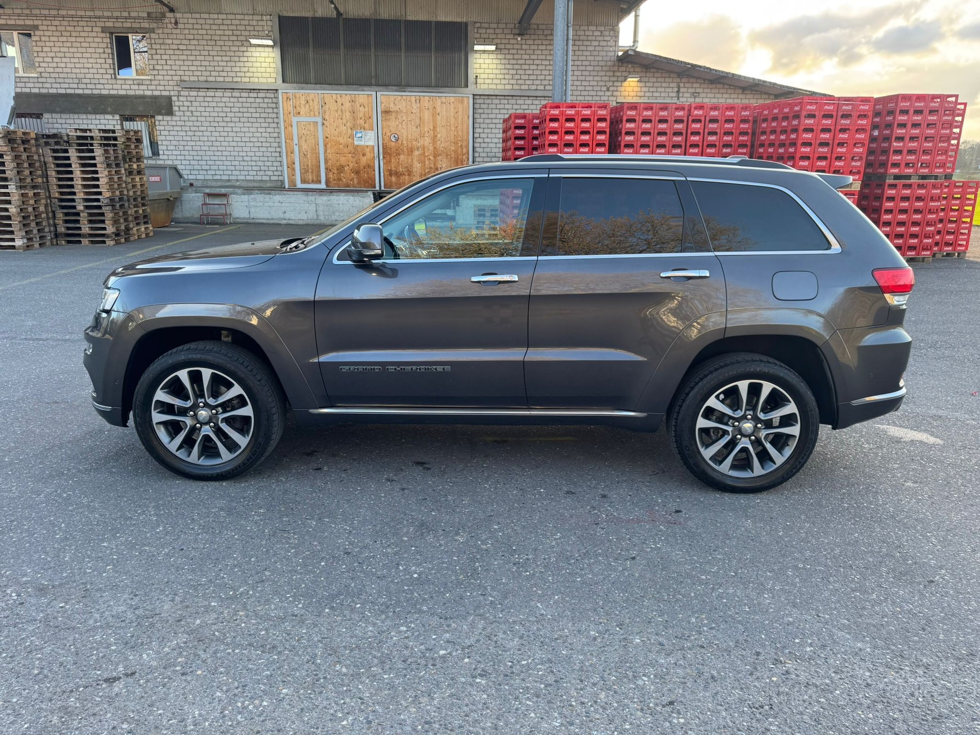 JEEP Grand Cherokee 3.0 CRD Summit Automatic-image-9