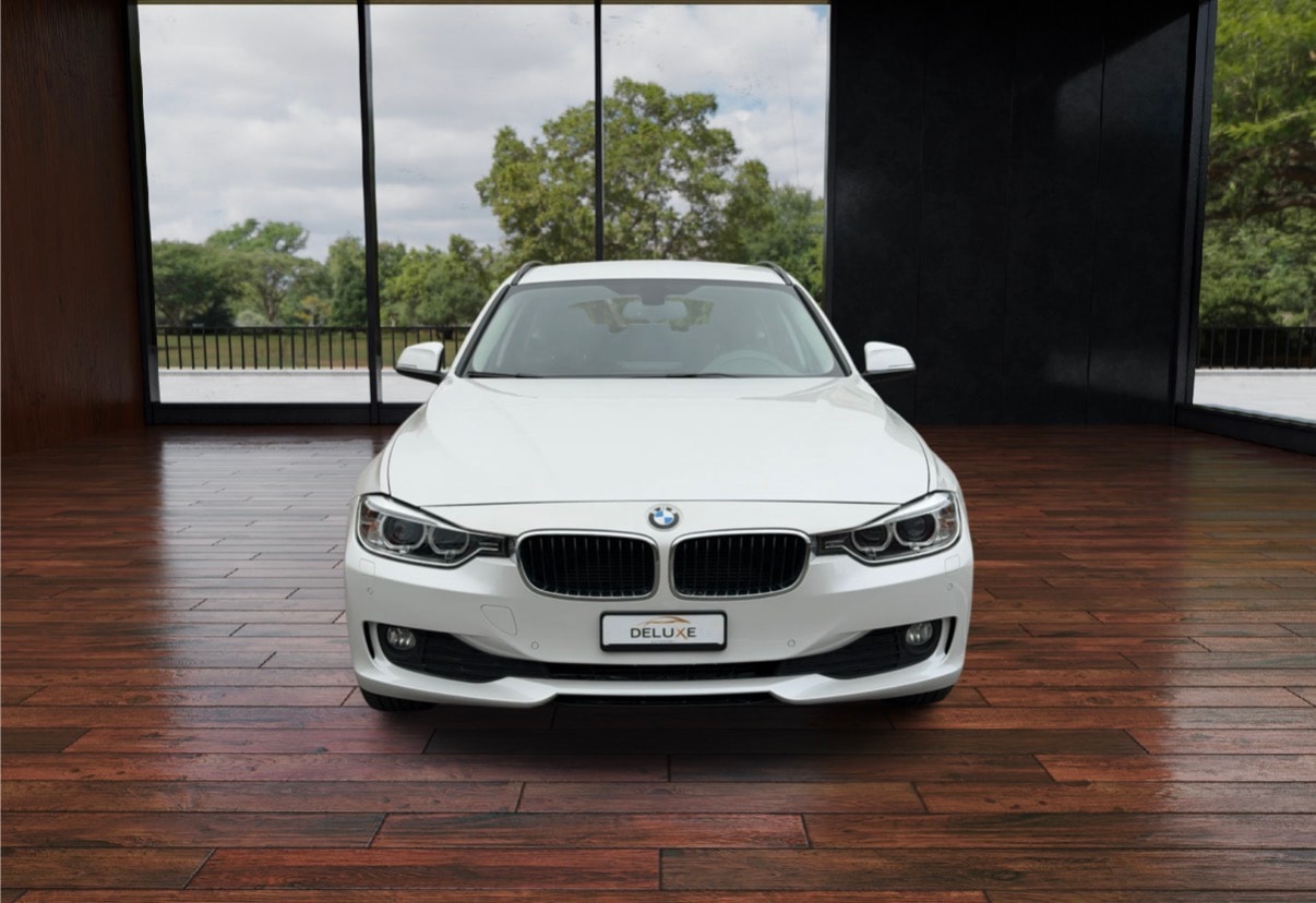 BMW 320d xDrive Touring Steptronic-image-0
