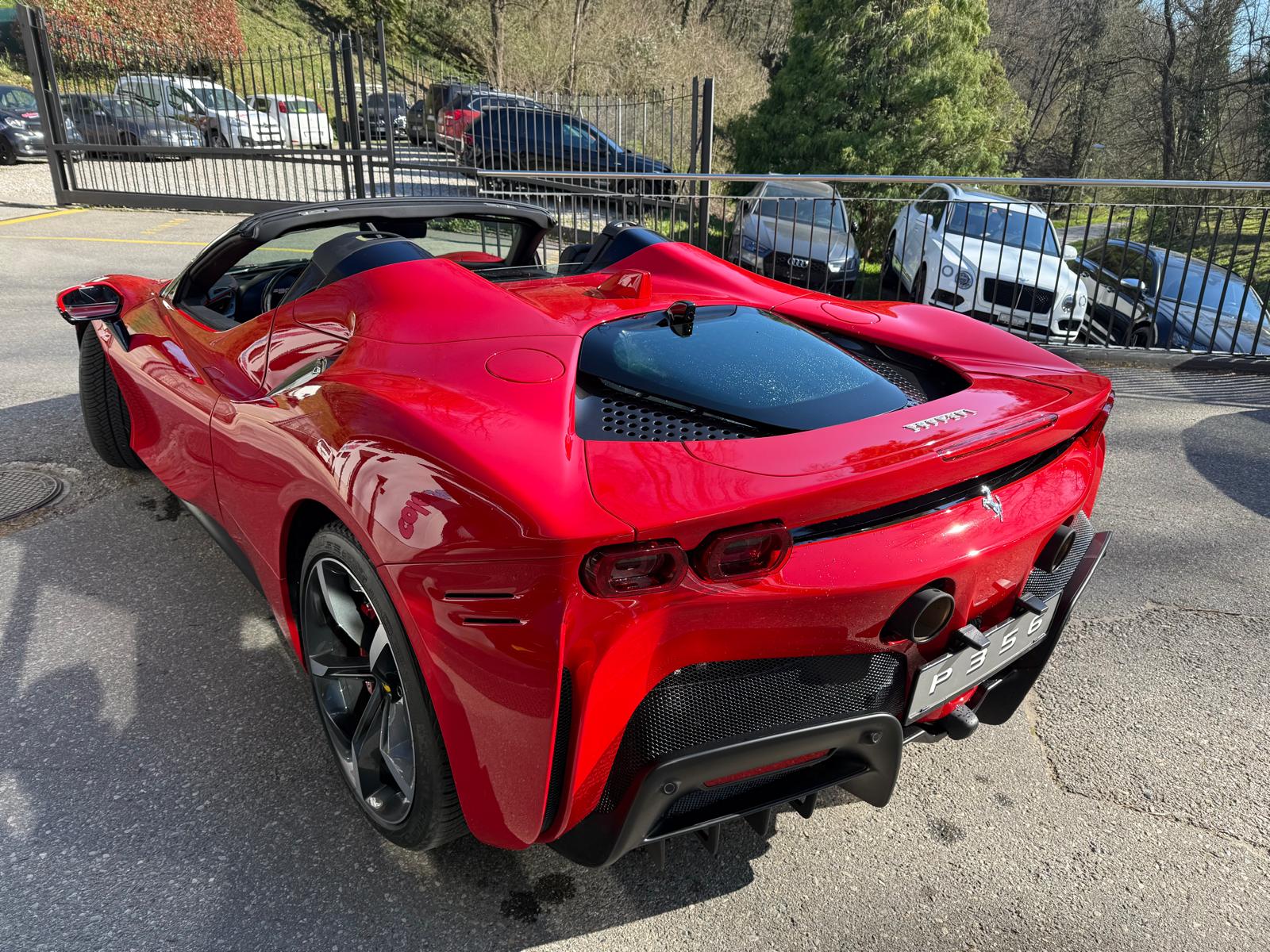 FERRARI SF90 Spider-image-5