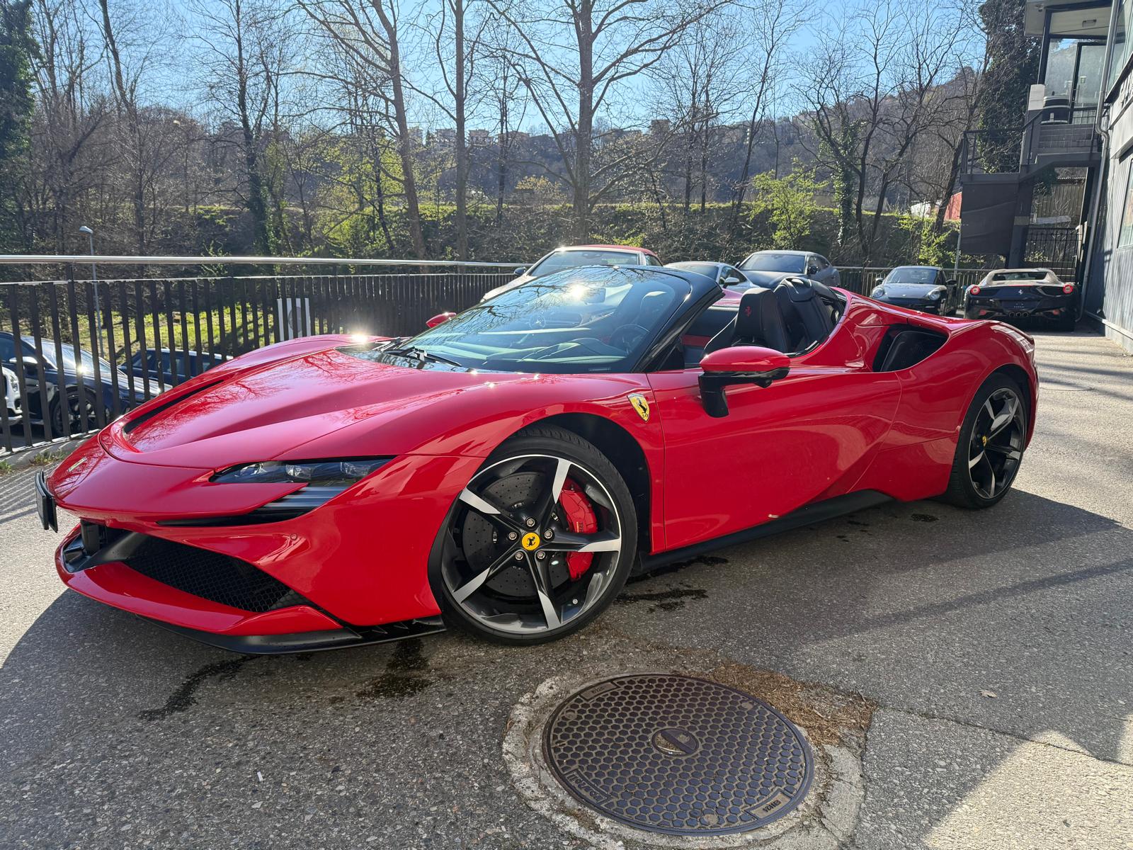 FERRARI SF90 Spider-image-6