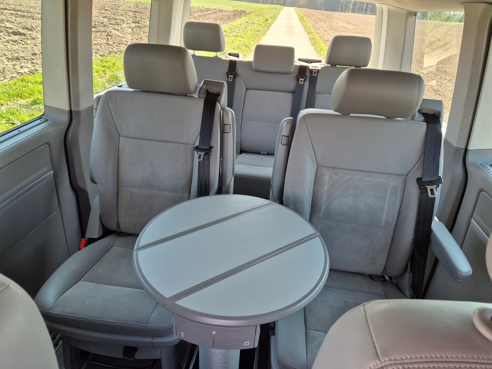 VW T5 Multivan 2.0 Bi-TDI CR Highline 4Motion DSG-image-3