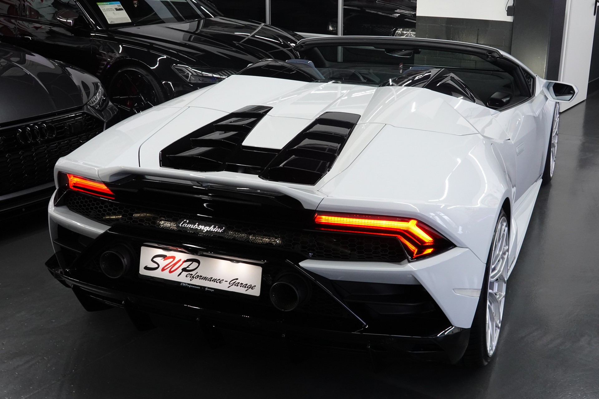 LAMBORGHINI HURACAN EVO SPYDER DCT NOVITEC LIFT CH-FZ ERST HAND-image-20