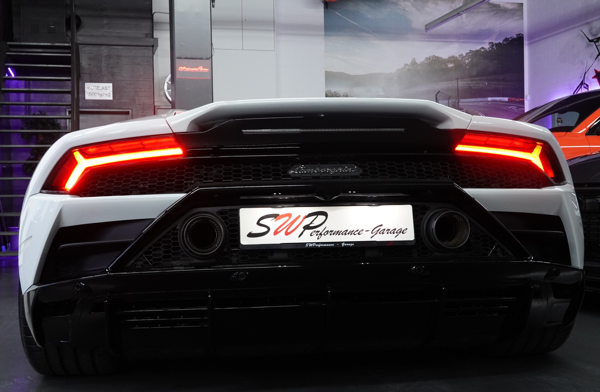 LAMBORGHINI HURACAN EVO SPYDER DCT NOVITEC LIFT CH-FZ ERST HAND-image-11