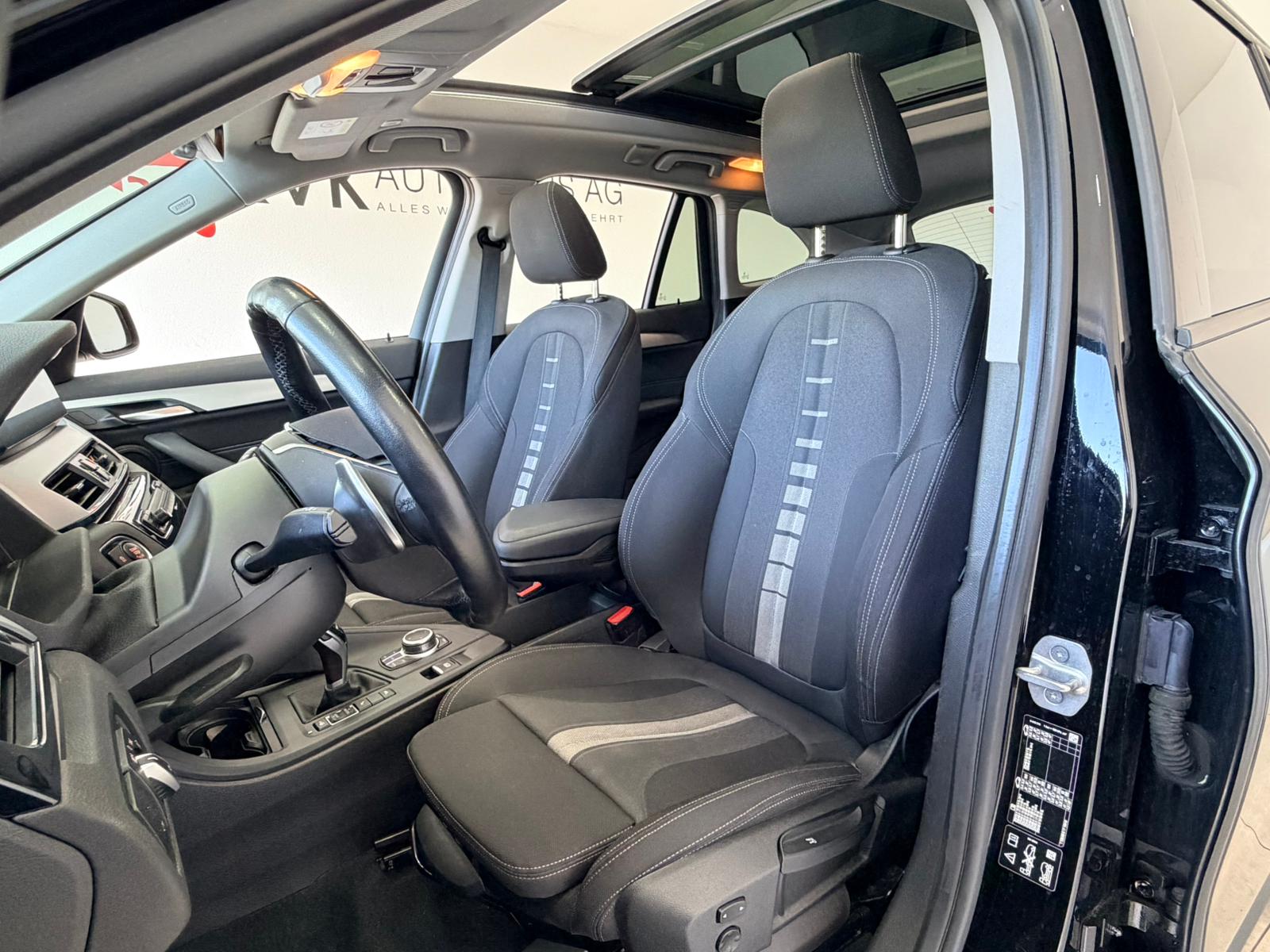 BMW X1 xDrive 20d Steptronic*Panorama*CH Fahrzeug*-image-14