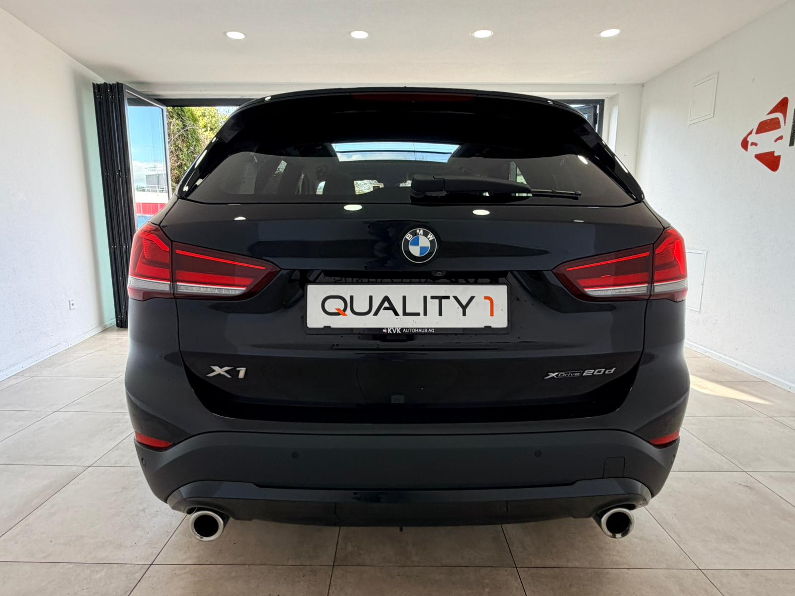 BMW X1 xDrive 20d Steptronic*Panorama*CH Fahrzeug*-image-6