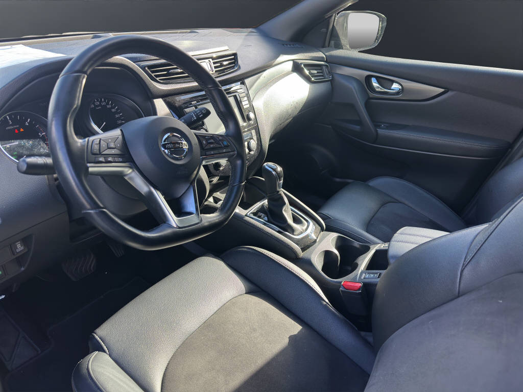 NISSAN Qashqai 1.7 dCi N-Tec 4x4-image-8