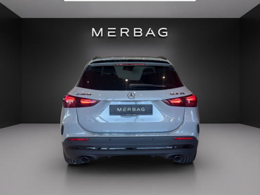 MERCEDES-BENZ GLA AMG 35 4Matic 8G-DCT-image-4