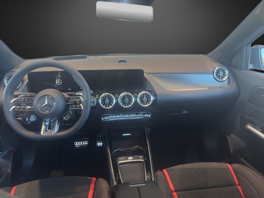 MERCEDES-BENZ GLA AMG 35 4Matic 8G-DCT-image-8