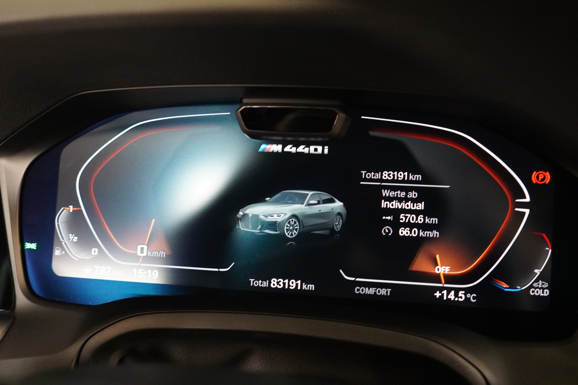 BMW M440i xDrive 48V Gran Coupé Steptronic-image-21