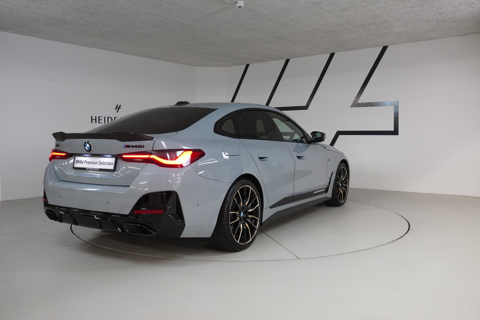 BMW M440i xDrive 48V Gran Coupé Steptronic-image-6