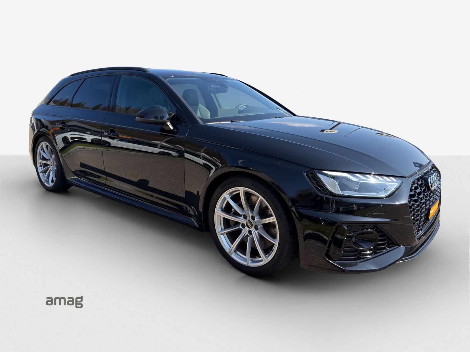 AUDI RS4 Avant quattro tiptronic-image-5