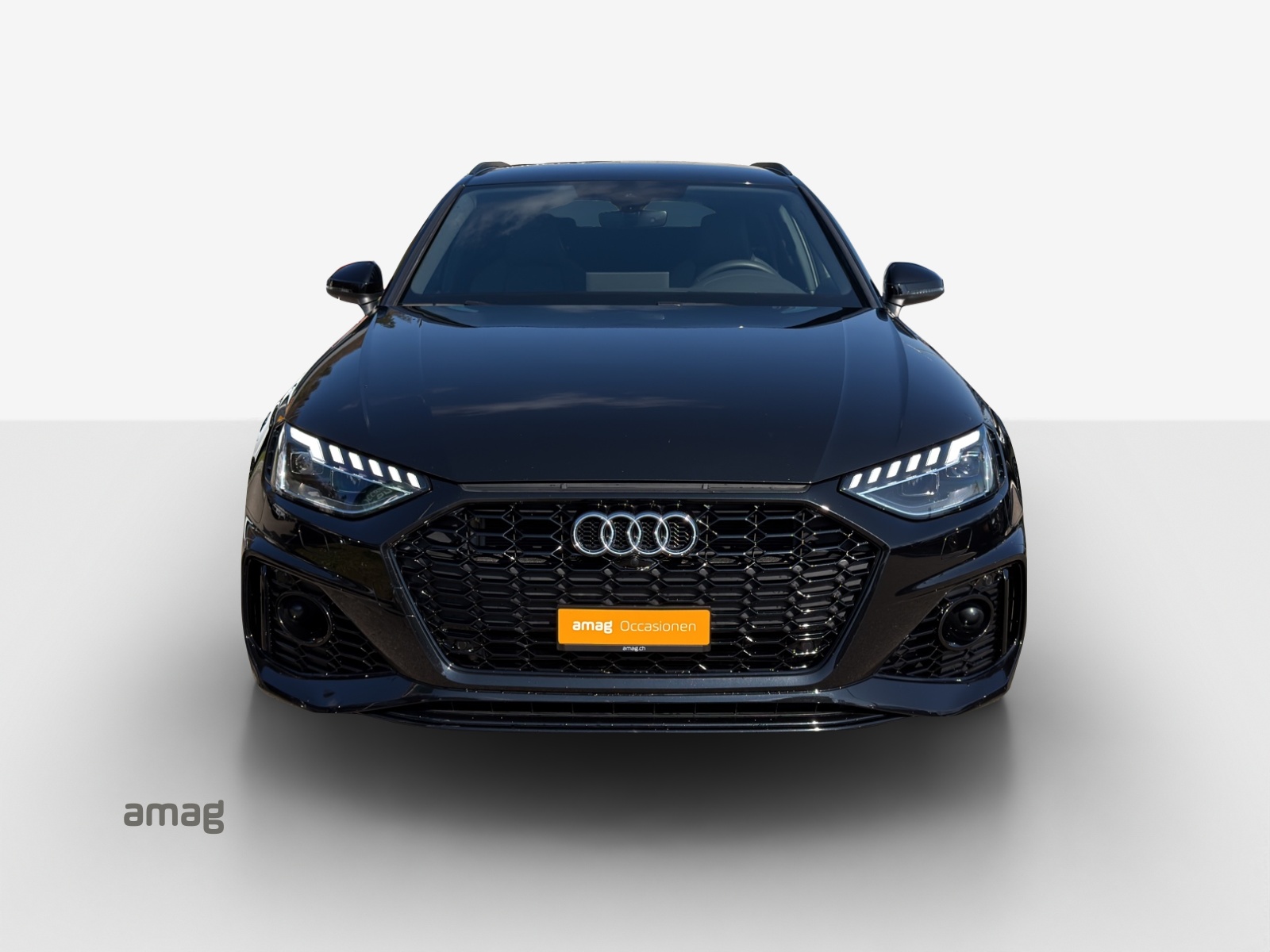 AUDI RS4 Avant quattro tiptronic-image-6