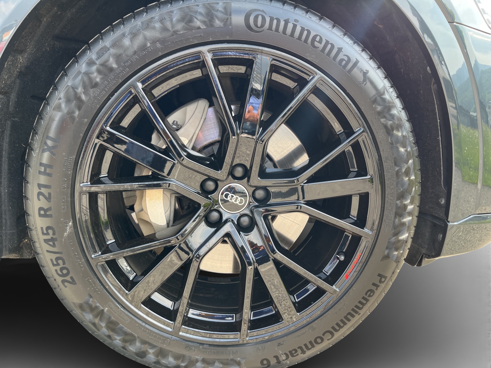 AUDI e-tron 55 Sportback Advanced quattro-image-14
