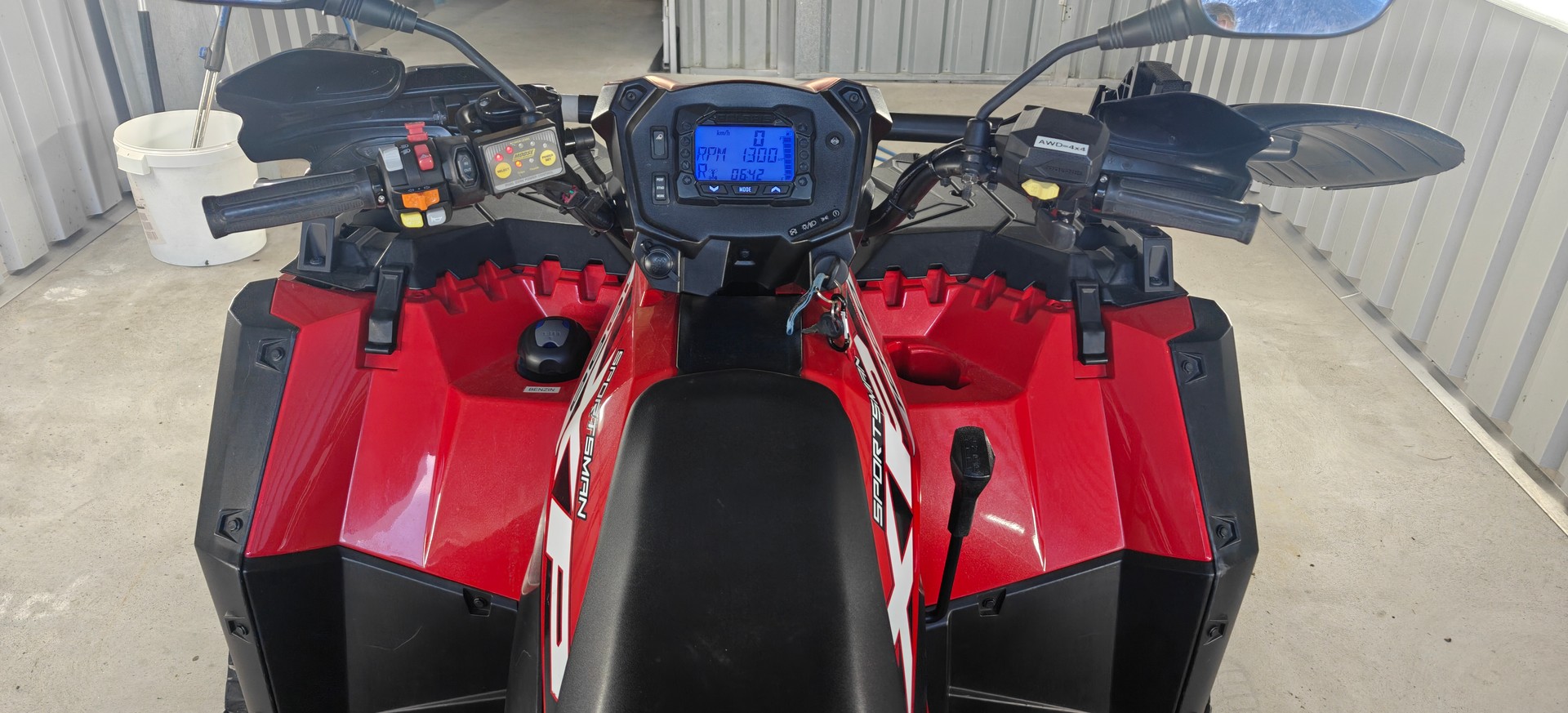 POLARIS Sportsman 1000 EFI 4x4-image-9