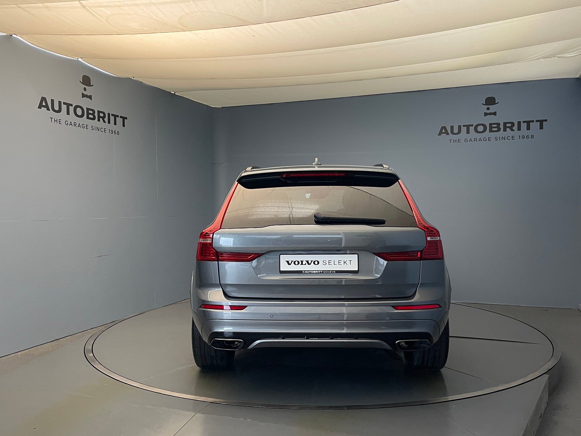 VOLVO XC60 2.0 T8 TE Polestar eAWD-image-1