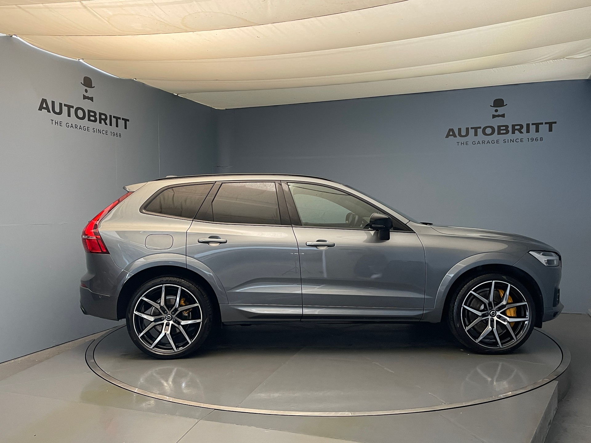 VOLVO XC60 2.0 T8 TE Polestar eAWD-image-3