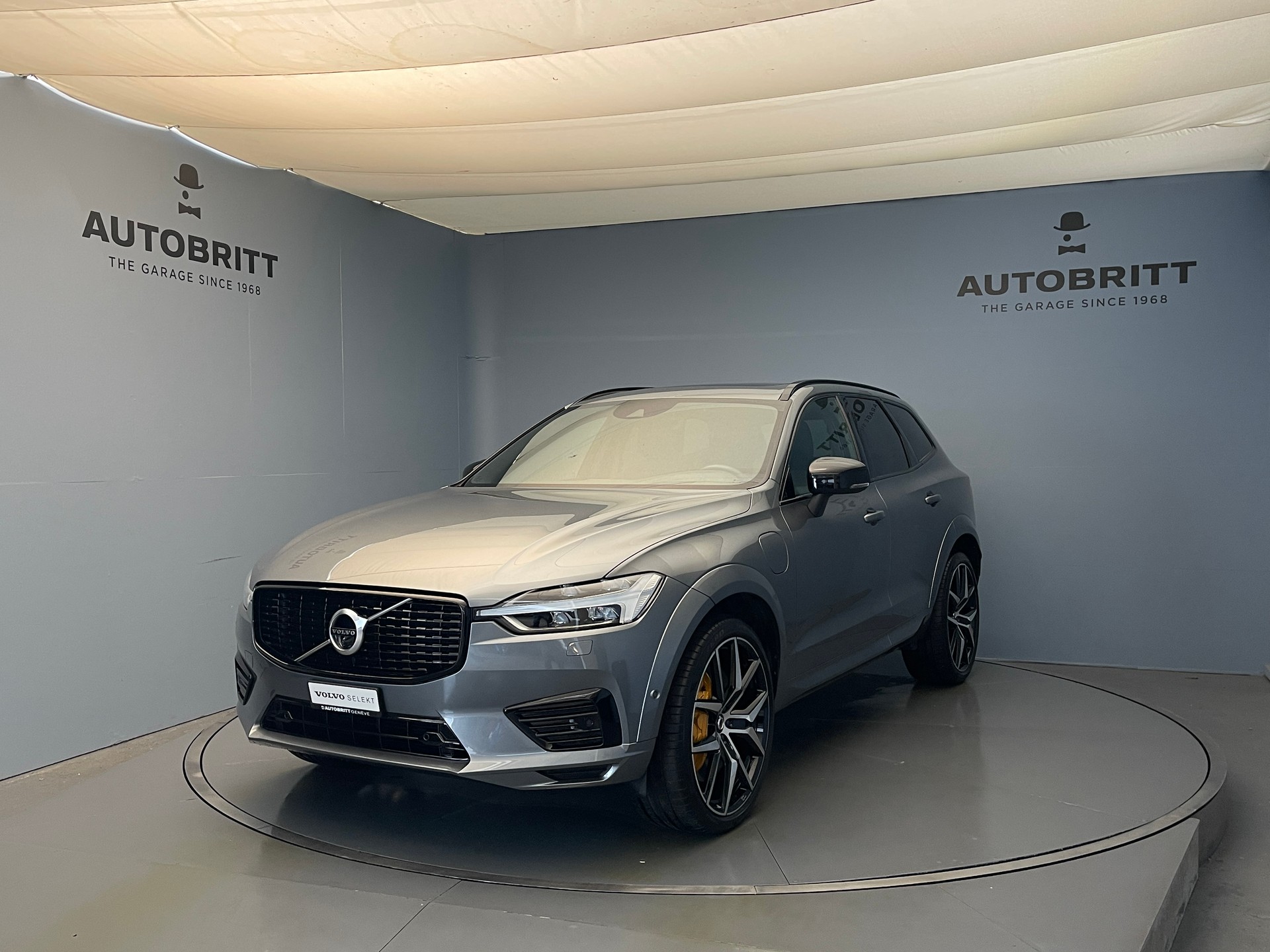VOLVO XC60 2.0 T8 TE Polestar eAWD-image-0