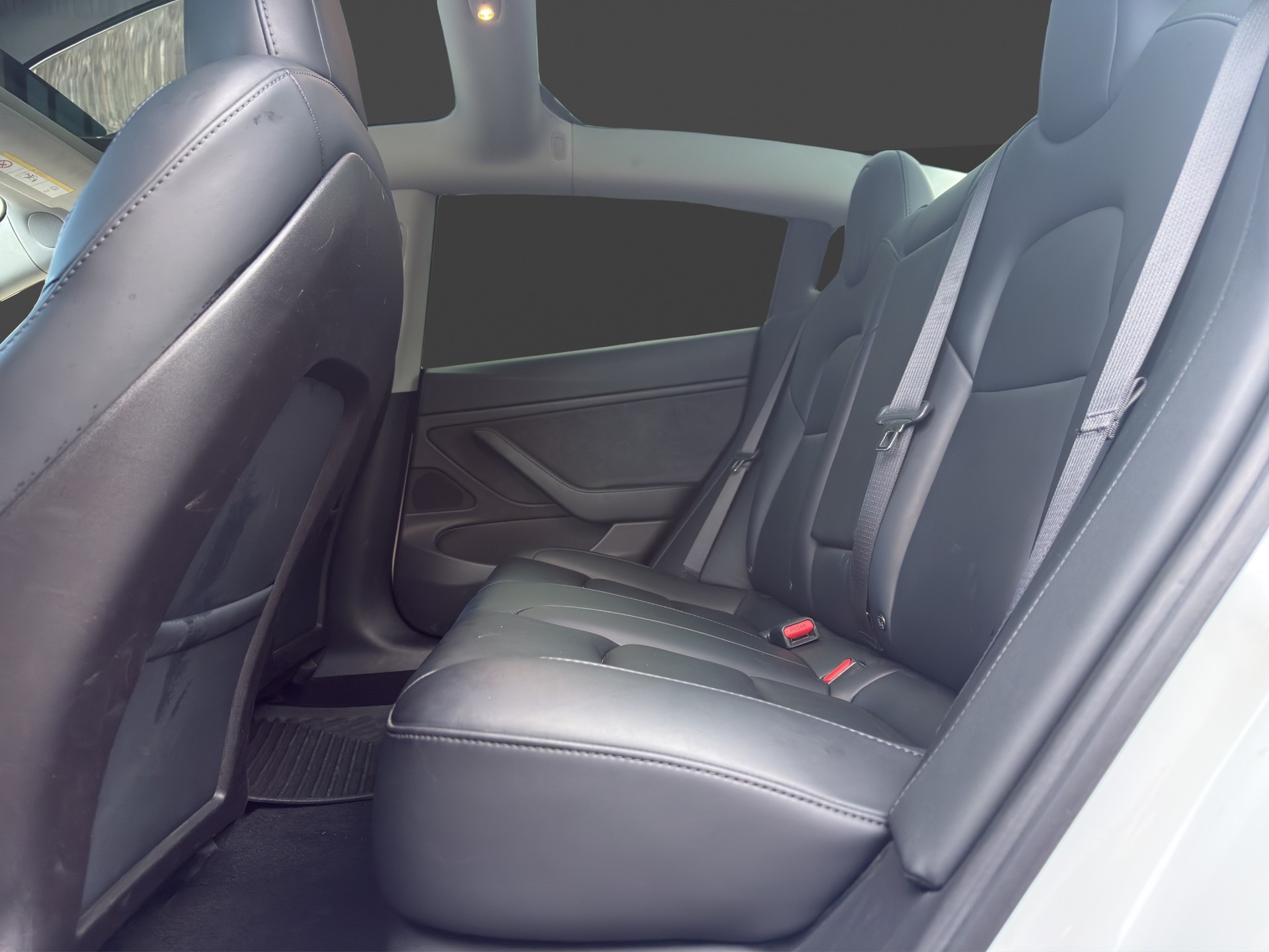 TESLA Model 3 Performance Dual Motor AWD *Frisch ab MFK*-image-12